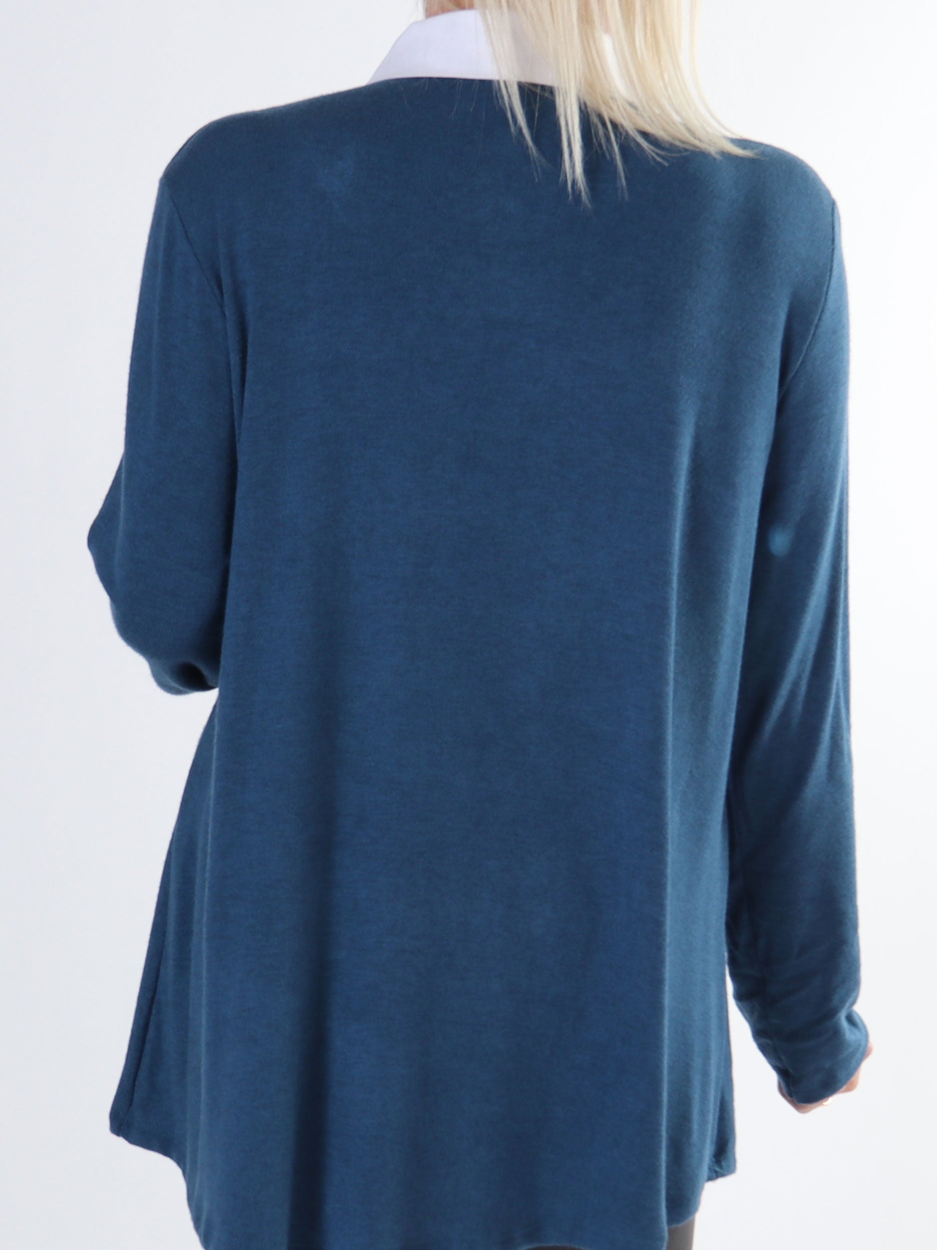 Rita - Dejlig blød plus size bluse med hvid skjortekrave